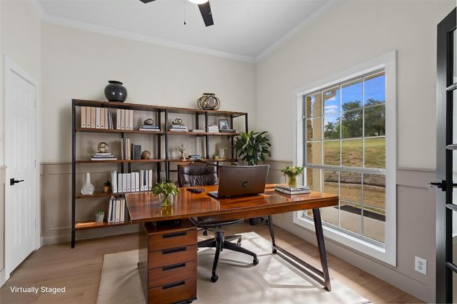 Enclosed Office with large closet | Image 8