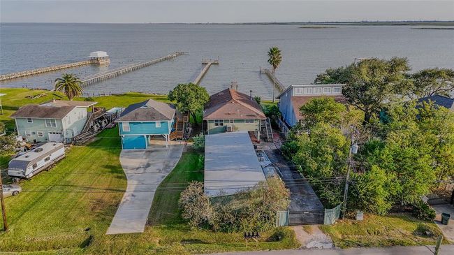 1437 John St, House other with 2 bedrooms, 3 bathrooms and null parking in San Leon TX | Image 13