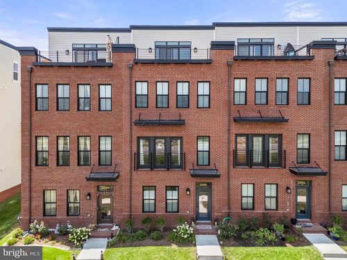 23156 Horseshoe Trail Sq, ASHBURN, VA, 20148-3213 | Card Image