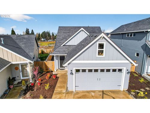 872 Laurel Pl, Silverton, OR, 97381-2534 | Card Image