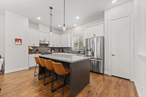 311 Eado Park Cir, Houston, TX, 77020-3269 | Card Image