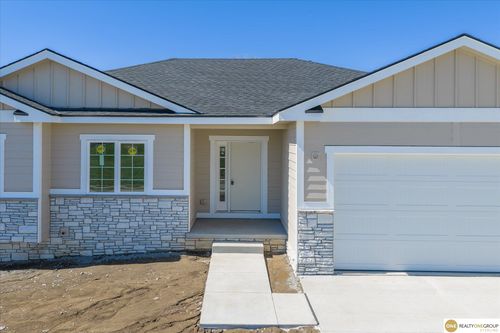 606 Harvest Hills Dr, Woodbine, IA, 51579-0029 | Card Image