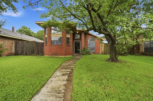2540 Winter Oak St, Dallas, TX, 75227-7658 | Card Image