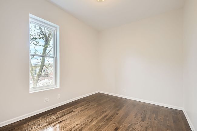 APT-3E - 1648 W Waveland Ave, Condo with 2 bedrooms, 2 bathrooms and null parking in CHICAGO IL | Image 23