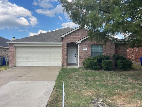 2013 Natchez Dr, Forney, TX, 75126-6595 | Card Image