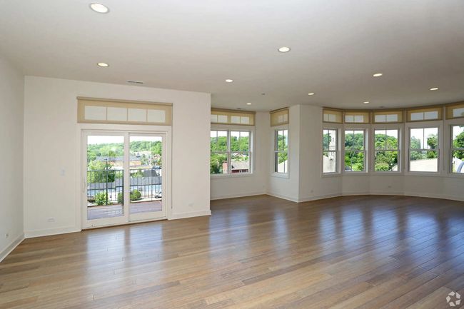 APT-311 - 1 N Main St, Condo with 1 bedrooms, 1 bathrooms and 1 parking in Algonquin IL | Image 15