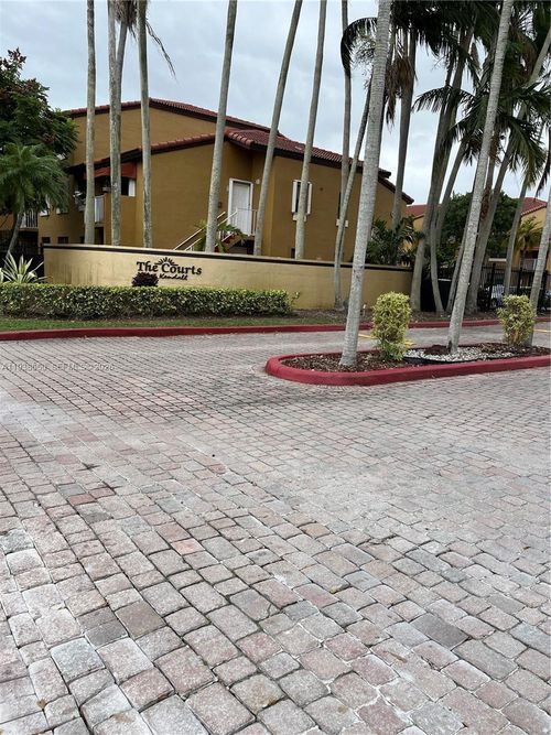 apt-110-15630 Sw 80th St, Miami, FL, 33193-2662 | Card Image