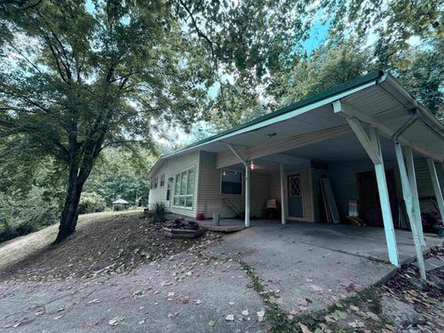 4724 Valley View Dr, Ashland, KY, 41101-6850 | Card Image