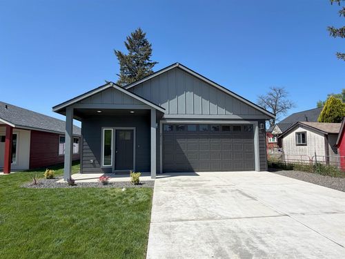 2111 N Sipple Rd, Spokane Valley, WA, 99212-2574 | Card Image
