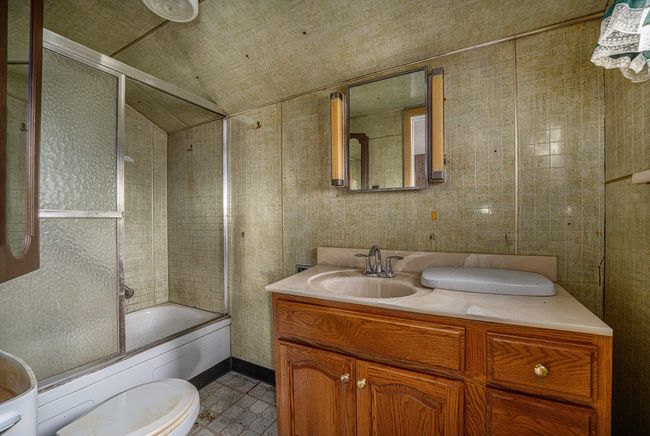 53987 Burlington Rd, Home with 3 bedrooms, 1 bathrooms and null parking in Marcellus MI | Image 22