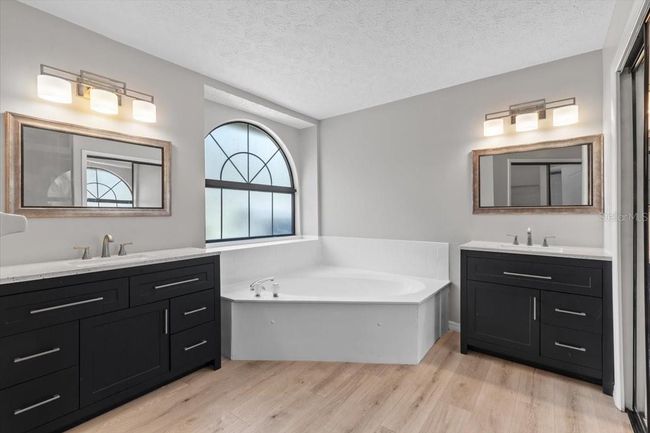 15846 Glenarn Dr, House other with 4 bedrooms, 4 bathrooms and null parking in TAMPA FL | Image 21