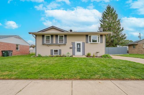 549 Locust Ln, Troy, OH, 45373-2243 | Card Image