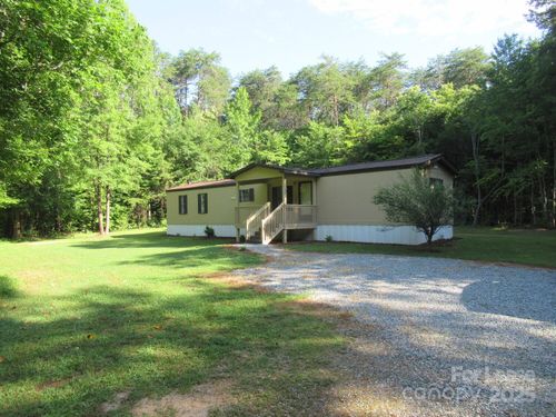1890 Myrtle Hill Ln, Lincolnton, NC, 28092-7557 | Card Image