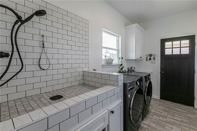 1973 Jackson Ln, House other with 3 bedrooms, 2 bathrooms and 2 parking in China Spring TX | Image 24