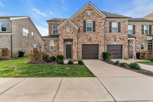 433 Deveron Dr, Gallatin, TN, 37066-3874 | Card Image