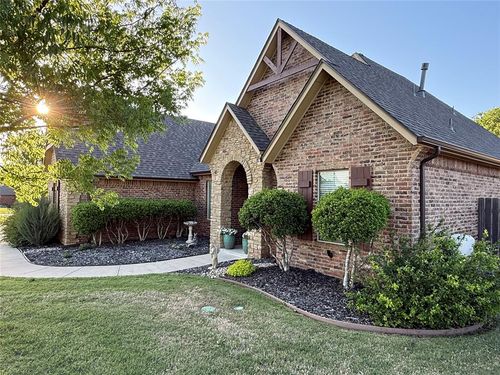 18389 320th St, Norman, OK, 73072-8778 | Card Image