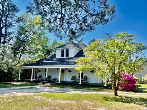 415 E Richland St, Kershaw, SC, 29067-1339 | Card Image