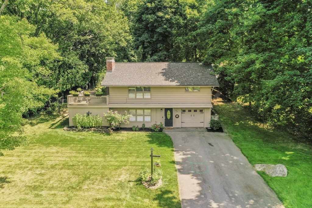 Charlton St, Fitchburg, MA 01420