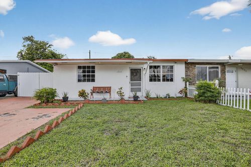 1935 Sw 67th Ter, North Lauderdale, FL, 33068-4859 | Card Image