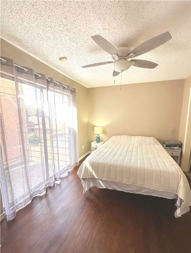 E - 7122 Premont Dr, Condo with 1 bedrooms, 1 bathrooms and 1 parking in Corpus Christi TX | Image 10