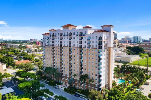 1106-616 Clearwater Park Rd, West Palm Beach, FL, 33401-6226 | Card Image