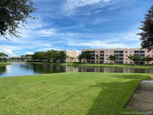102-7980 N Nob Hill Rd, Tamarac, FL, 33321-7406 | Card Image