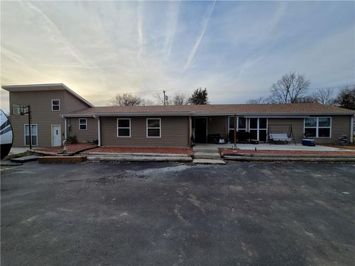 506 S Washington St, Maysville, MO, 64469-9033 | Card Image