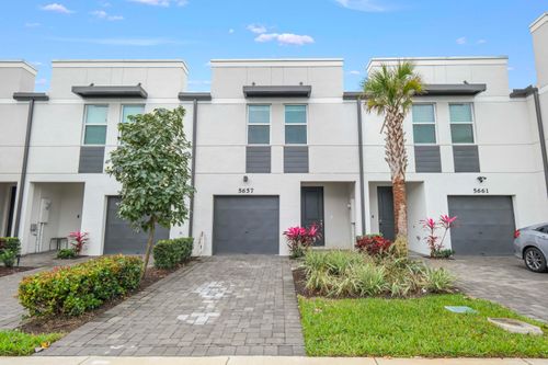5657 Mentmore Dr, Mangonia Park, FL, 33407-2127 | Card Image