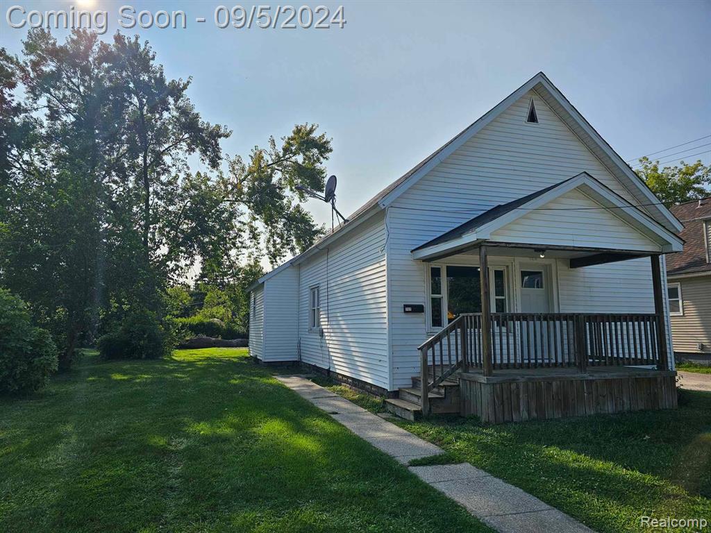 15th St, Port Huron, MI 48060