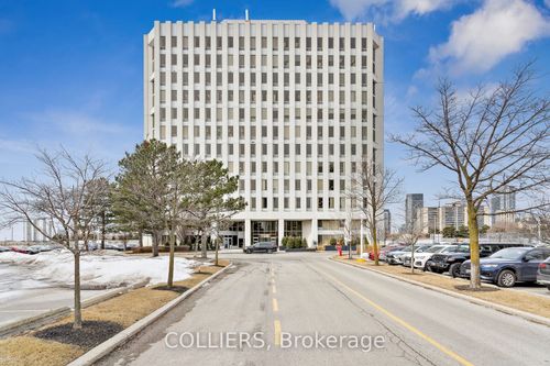 900-235 Yorkland Blvd, North York, ON, M2J4Y8 | Card Image