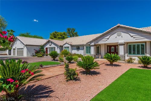 8460 W Ann Rd, Las Vegas, NV, 89149-3950 | Card Image
