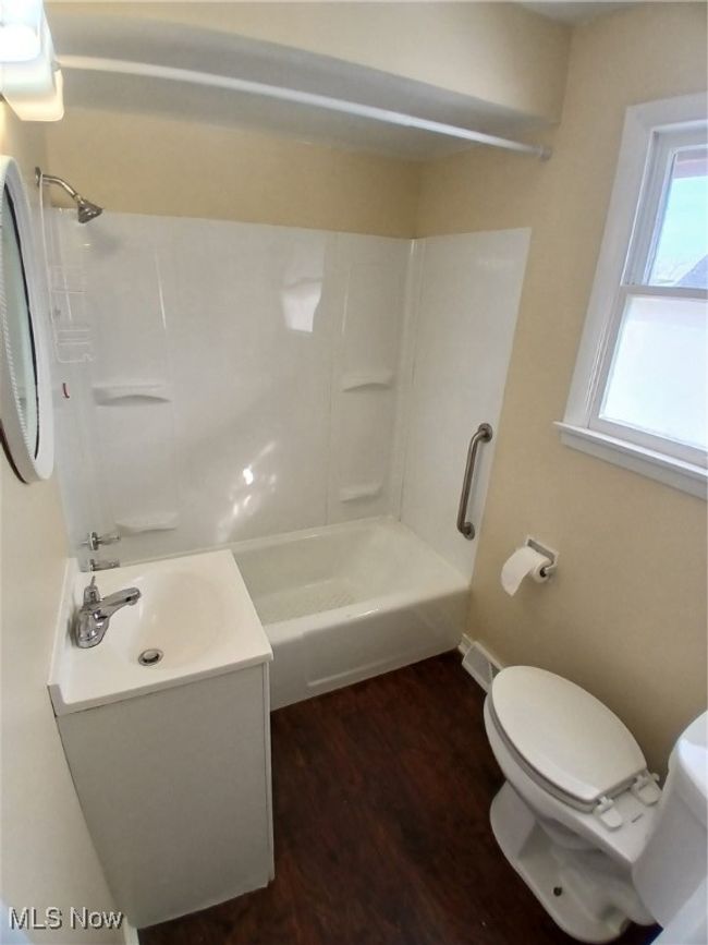32 E Faith St, House other with 1 bedrooms, 1 bathrooms and null parking in Struthers OH | Image 11