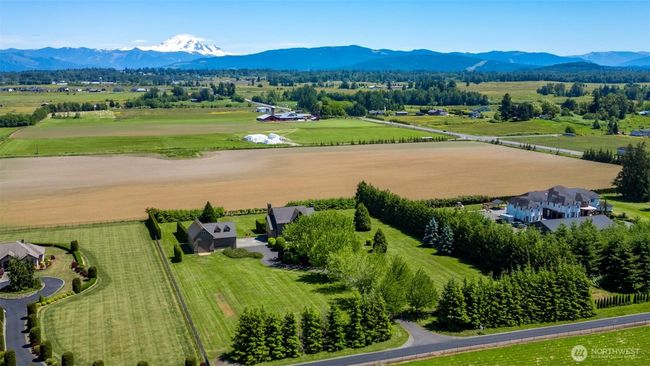 794 W Smith Rd, House other with 4 bedrooms, 5 bathrooms and 4 parking in Bellingham WA | Image 22