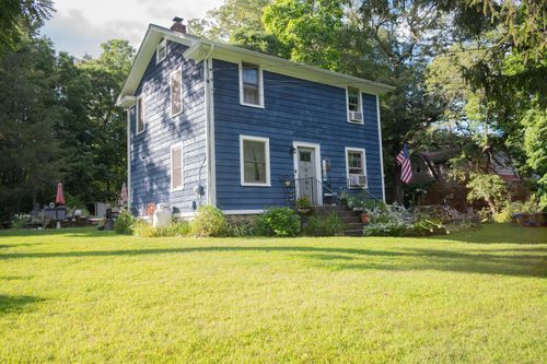 5 Canaan Dr, Bethel, CT, 06801-2625 | Card Image