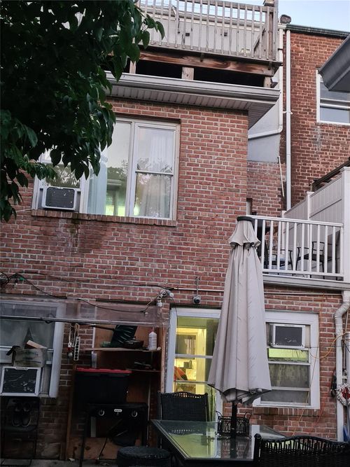 32 88th St, East Elmhurst, NY, 11369-2140 | Card Image