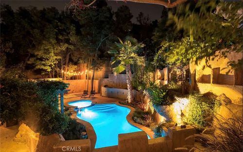 8978 Wonderland Ave, LOS ANGELES, CA, 90046-1854 | Card Image