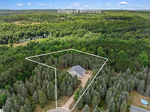 1358 S Lipp Farm Rd, Benzonia, MI, 49616 | Card Image