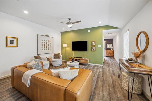 12717 Ermine St, Houston, TX, 77047-2025 | Card Image