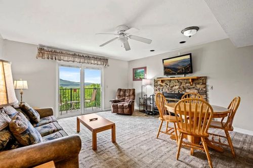d101-3710 Weber Road, Gatlinburg, TN, 37738 | Card Image