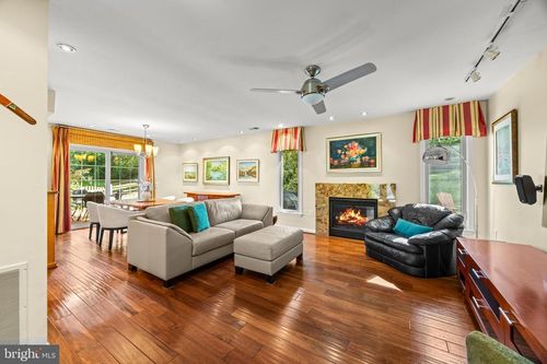 2567 Forest Knl, ANNAPOLIS, MD, 21401-6931 | Card Image