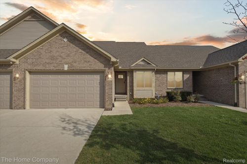 48270 Applegrove Lane, New Baltimore, MI, 48051 | Card Image