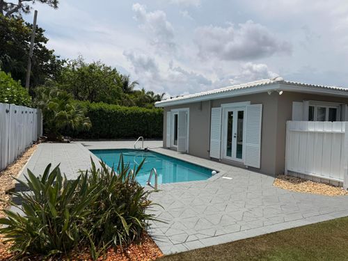 204 S Seacrest Cir, Delray Beach, FL, 33444-4241 | Card Image