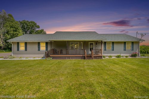 4864 Holmes Rd, Goodrich, MI, 48438-9615 | Card Image