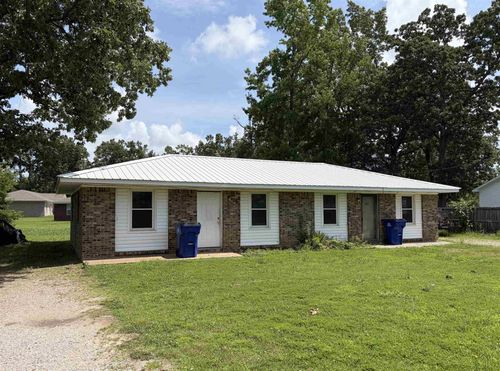 75 Cromwell St, Savannah, TN, 38372-2750 | Card Image
