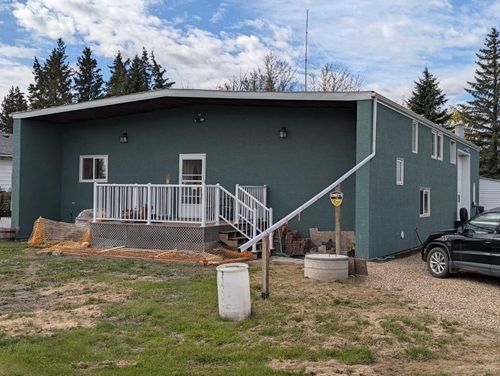 802 Railway Ave, Camrose County, AB, T0B3L0 | Card Image