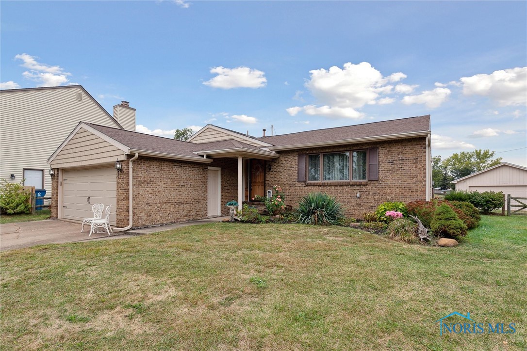 Water Point Ct, Toledo, OH 43611