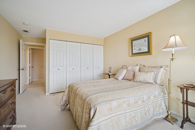 APT-512 - 1771 Mission Hills Rd, Condo with 2 bedrooms, 2 bathrooms and 1 parking in Northbrook IL | Image 17