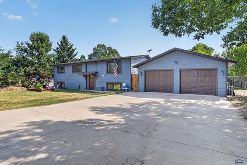 14950 W Hills View Dr, Piedmont, SD, 57769-6000 | Card Image