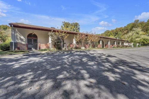 apt-125-214 Old Hickory Blvd, Nashville, TN, 37221-7060 | Card Image