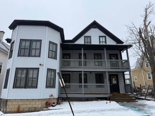 194 Spruce St, Manchester, NH, 03103-5345 | Card Image